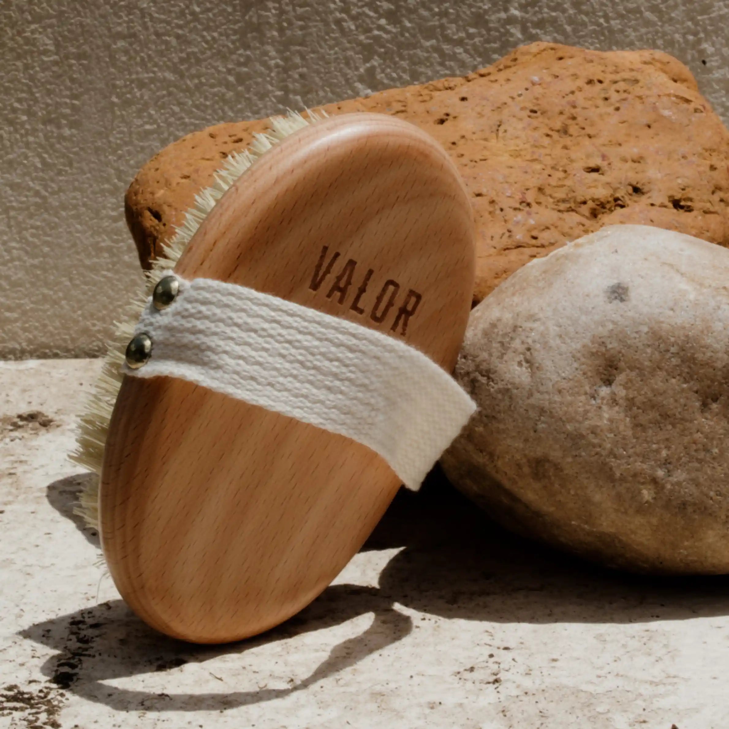 Valor Body Brush